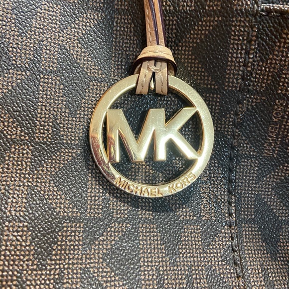MK brown and black purse. - Picture 2 of 11